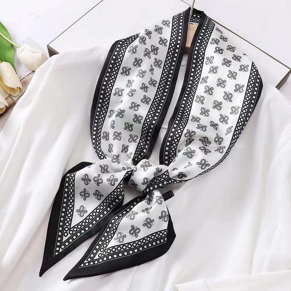 Luxury Zebra Print Silk Square - огляд і ціна Luxury Bags Casual