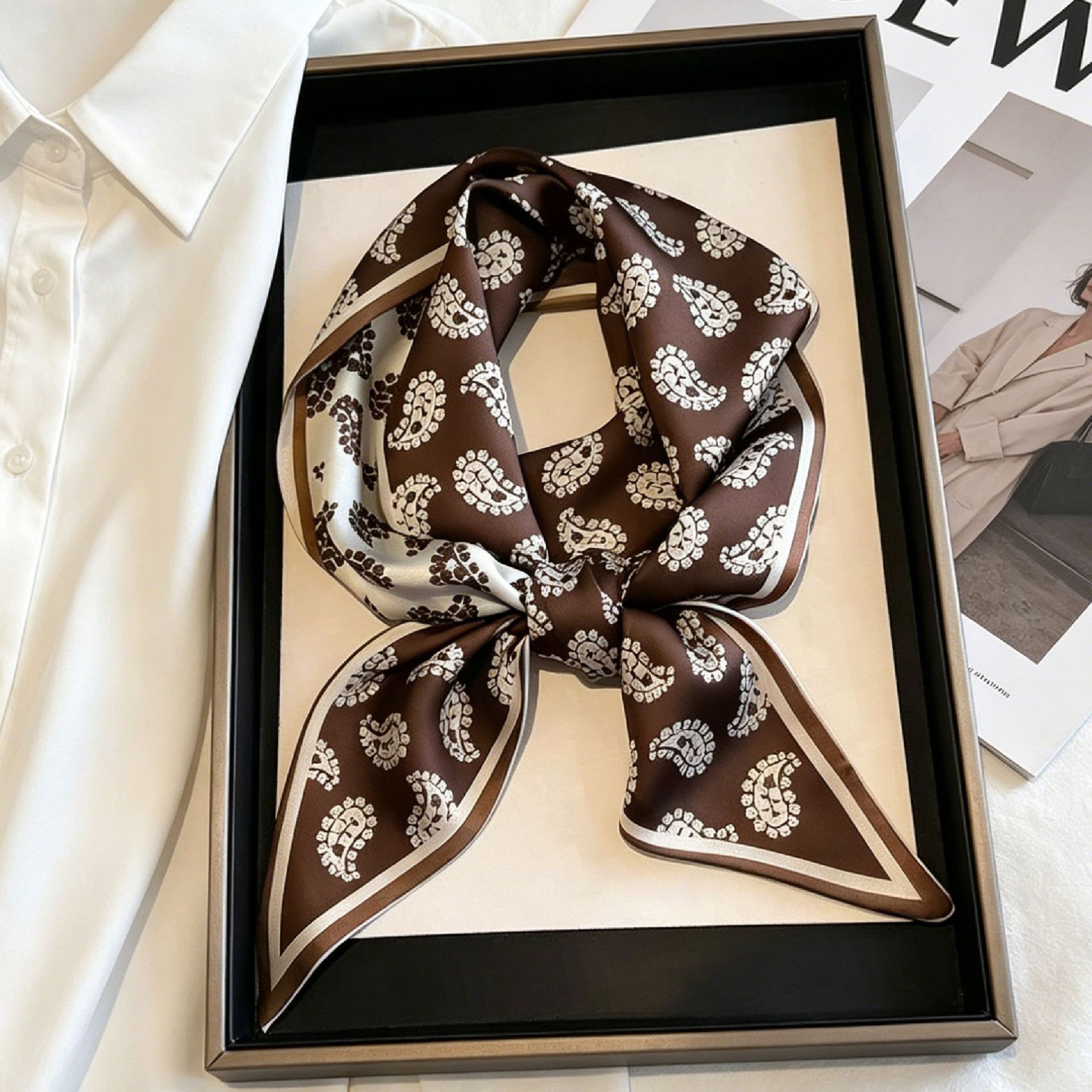 Luxury Long Neckerchief Skinny - огляд і ціна Luxury Bags Casual