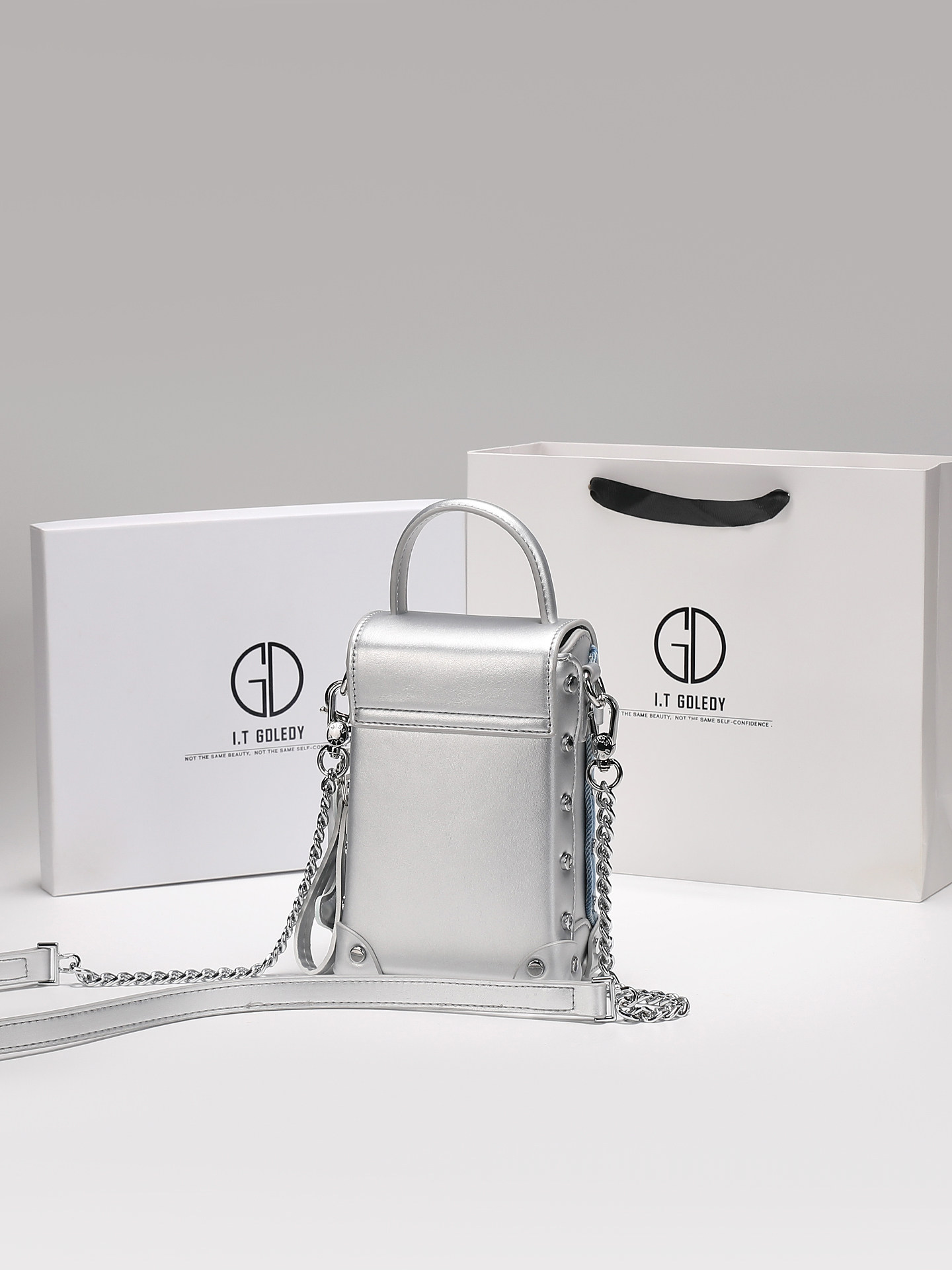 Luxury and Special Handheld Mo - огляд і ціна Luxury Bags Denim